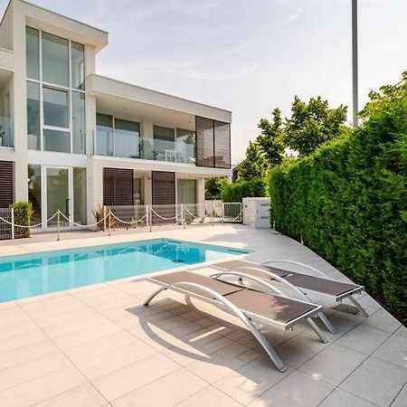 לידו די ג'סולו Apartment Luma With Pool מראה חיצוני תמונה