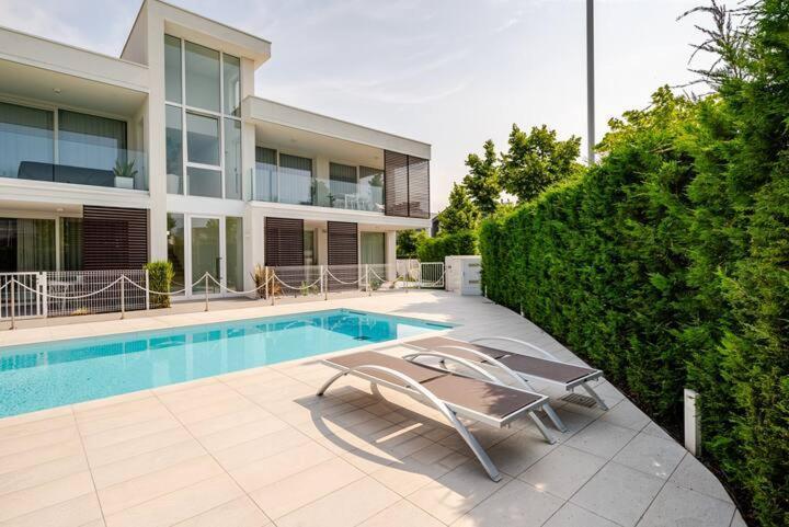 לידו די ג'סולו Apartment Luma With Pool מראה חיצוני תמונה